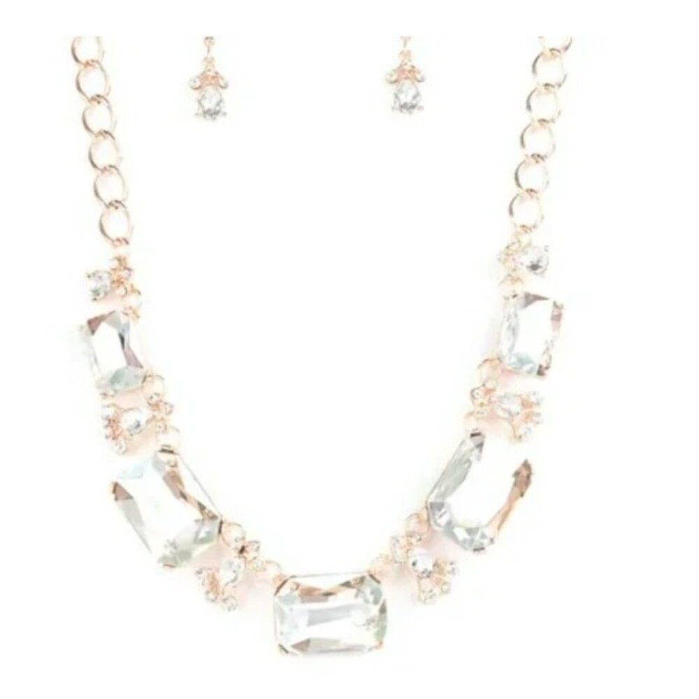Blingy Iridescent Rhinestone Chunky Statement Necklace New NWT